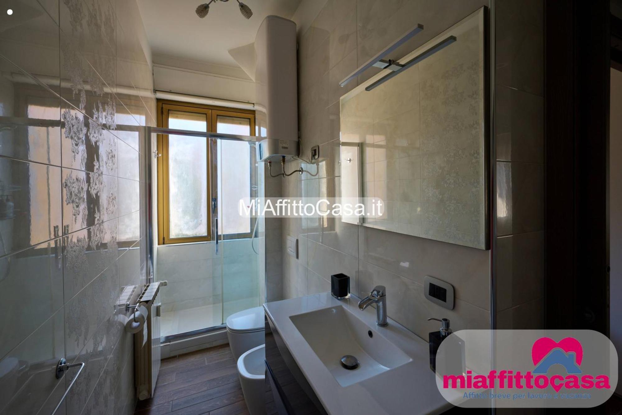 Wissam's Red Kitchen Apartment Mailand