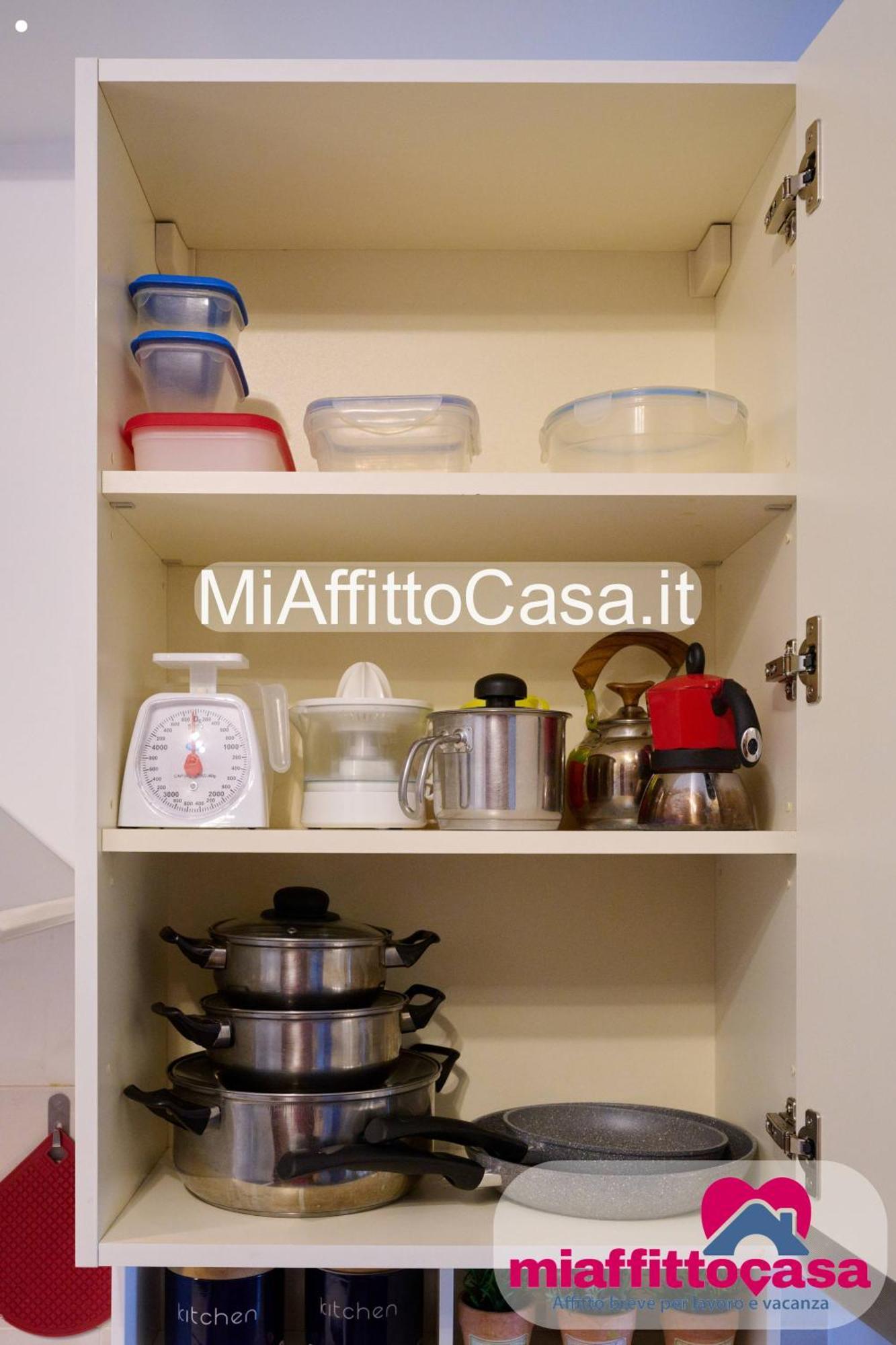 Wissam's Red Kitchen Apartment Mailand